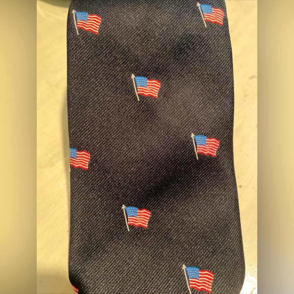Cape Cod Necktie MAGA American Flags 3”VINTAGE